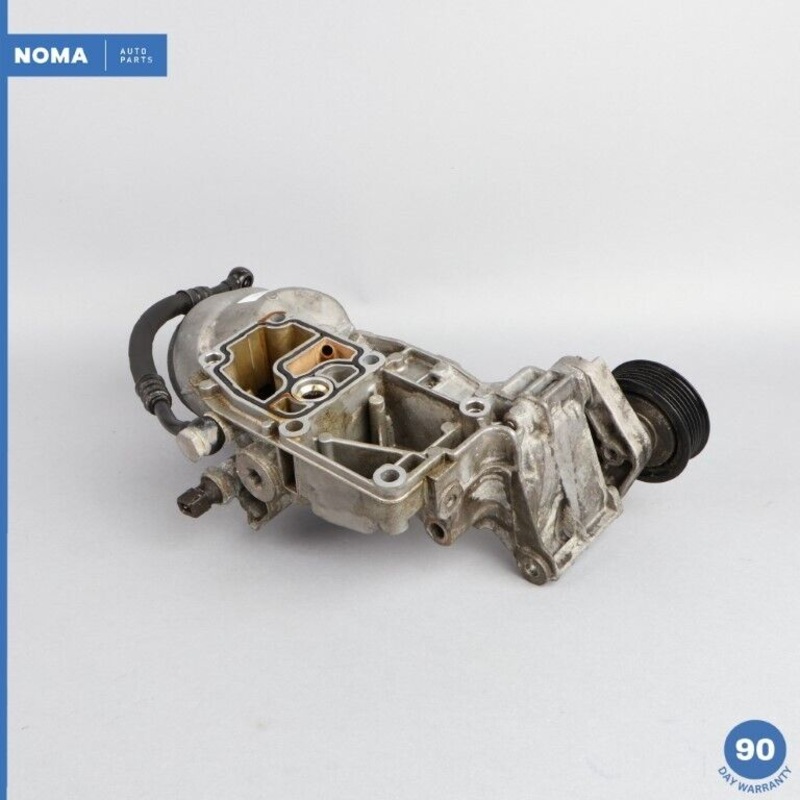 03-05 BMW Z4 E85 M54 2.5-3.0L Engine Oil Fluid Filter Housing w/ Pulley OEM