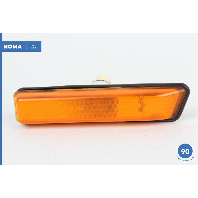00-05 BMW X5 E53 Front Right Passenger Side Fender Marker Light Lamp OEM